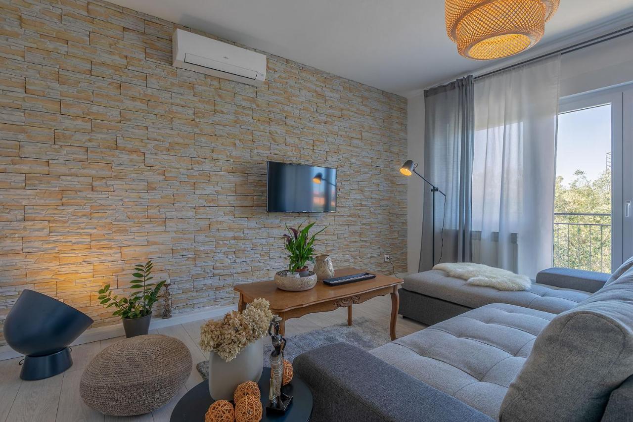 Premium 100M2 Sea View Apartment Liznjan Luaran gambar