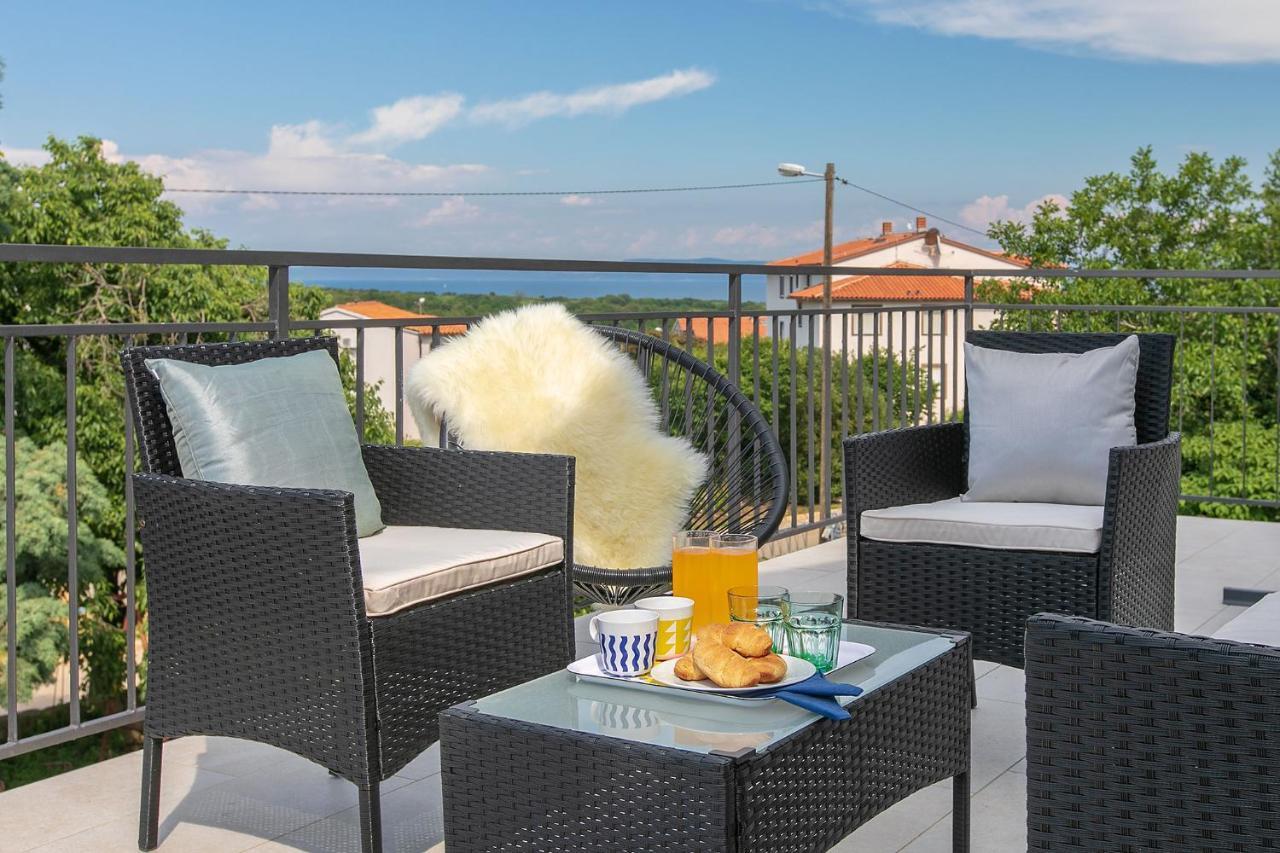 Premium 100M2 Sea View Apartment Liznjan Luaran gambar